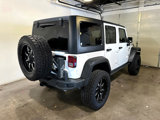 Used 2015 Jeep Wrangler Unlimited Rubicon image 6