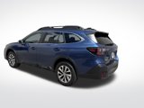 Certified 2022 Subaru Outback Premium image 3