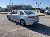 Used 2022 Toyota Corolla LE image 4