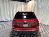 Used 2021 Volkswagen Tiguan SE w/ Panoramic Sunroof Package image 5