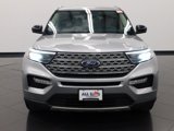 Used 2021 Ford Explorer Limited w/ Equipment Group 301A image 3