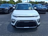 Used 2022 Kia Soul LX image 2
