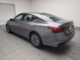 Used 2024 Nissan Altima 2.5 SV image 5
