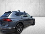 Used 2024 Volkswagen Tiguan SE w/ Panoramic Sunroof Package image 5