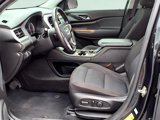 Used 2020 GMC Acadia SLE image 6