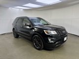 Used 2017 Ford Explorer XLT w/ Equipment Group 202A image 3