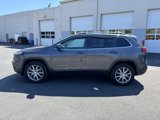 Used 2018 Jeep Cherokee Limited image 2