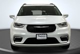 Used 2022 Chrysler Pacifica Touring-L image 3