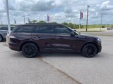 Used 2023 Lincoln Aviator Reserve w/ Equipment Group 201A image 4