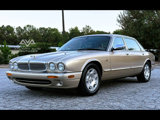 Used 2002 Jaguar XJ8 L image 4