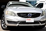 Used 2018 Volvo V60 T5 Cross Country image 4