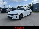 Used 2022 Kia K5 LXS image 3