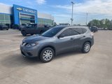 Used 2016 Nissan Rogue S image 2