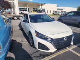 Used 2024 Nissan Altima 2.5 S image 3