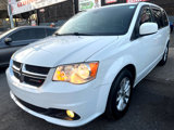 Used 2019 Dodge Grand Caravan SXT image 3