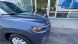 Used 2019 Jeep Cherokee Latitude w/ Popular Appearance Group image 2