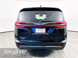 New 2025 Chrysler Pacifica Select image 5