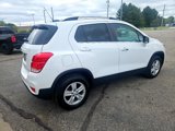 Used 2020 Chevrolet Trax LT w/ LT Convenience Package image 3