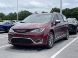 Used 2018 Chrysler Pacifica Limited w/ Tire & Wheel Group image 3