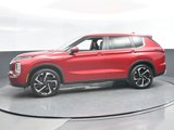 Used 2022 Mitsubishi Outlander SE image 3