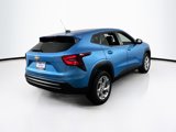 Used 2025 Chevrolet Trax LS w/ LS Convenience Package image 5