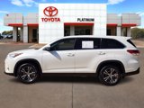 Used 2019 Toyota Highlander LE image 3