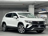 Certified 2023 Volkswagen Taos SE image 2