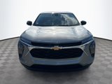 Used 2025 Chevrolet Trax LS image 2
