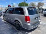 Used 2016 Dodge Grand Caravan SE image 5