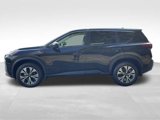 Used 2022 Nissan Rogue SV image 2