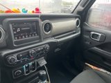 Used 2020 Jeep Wrangler Unlimited Sahara image 4