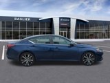 Used 2020 Nissan Altima 2.5 SR w/ Premium Package image 2