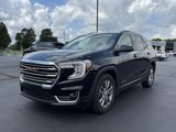 Used 2024 GMC Terrain SLT image 2