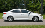 Used 2022 Toyota Corolla LE image 5
