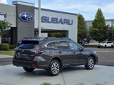 Used 2022 Subaru Outback Premium image 5