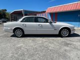 Used 2004 Jaguar XJ8 image 4