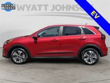 Used 2022 Kia Niro EX w/ Cold Weather Package image 2