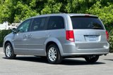 Used 2016 Dodge Grand Caravan SXT w/ Rear Park Assist Package image 6