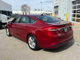 Used 2018 Ford Fusion SE w/ Fusion SE Technology Package image 3