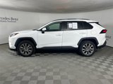 Used 2020 Toyota RAV4 XLE Premium image 4
