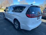 New 2024 Chrysler Pacifica Limited w/ Trailer Tow Group image 6