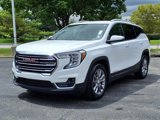Used 2024 GMC Terrain SLT image 2