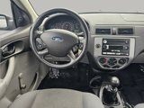Used 2005 Ford Focus ZX5 Hatchback image 3