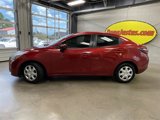 Used 2019 Toyota Yaris L image 2