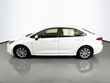 Used 2020 Toyota Corolla LE image 4