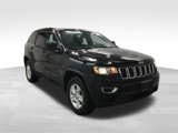 Used 2017 Jeep Grand Cherokee Laredo w/ Quick Order Package 23E image 3