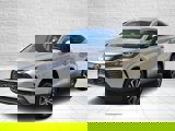 Used 2022 Toyota Venza LE image 3