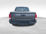 Used 2017 Toyota Tacoma SR image 4