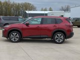 Used 2023 Nissan Rogue SV image 3