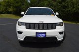 Used 2019 Jeep Grand Cherokee Altitude image 2